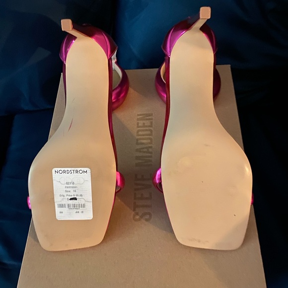 Steve Madden Partay Heel - Picture 3 of 4
